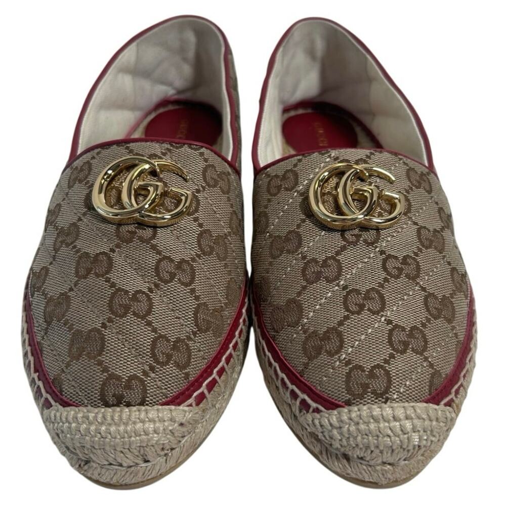 Gucci GG Matelassé Canvas Espadrilles, cherry red leather trim, gold hardware. 9 - Picture 3 of 13